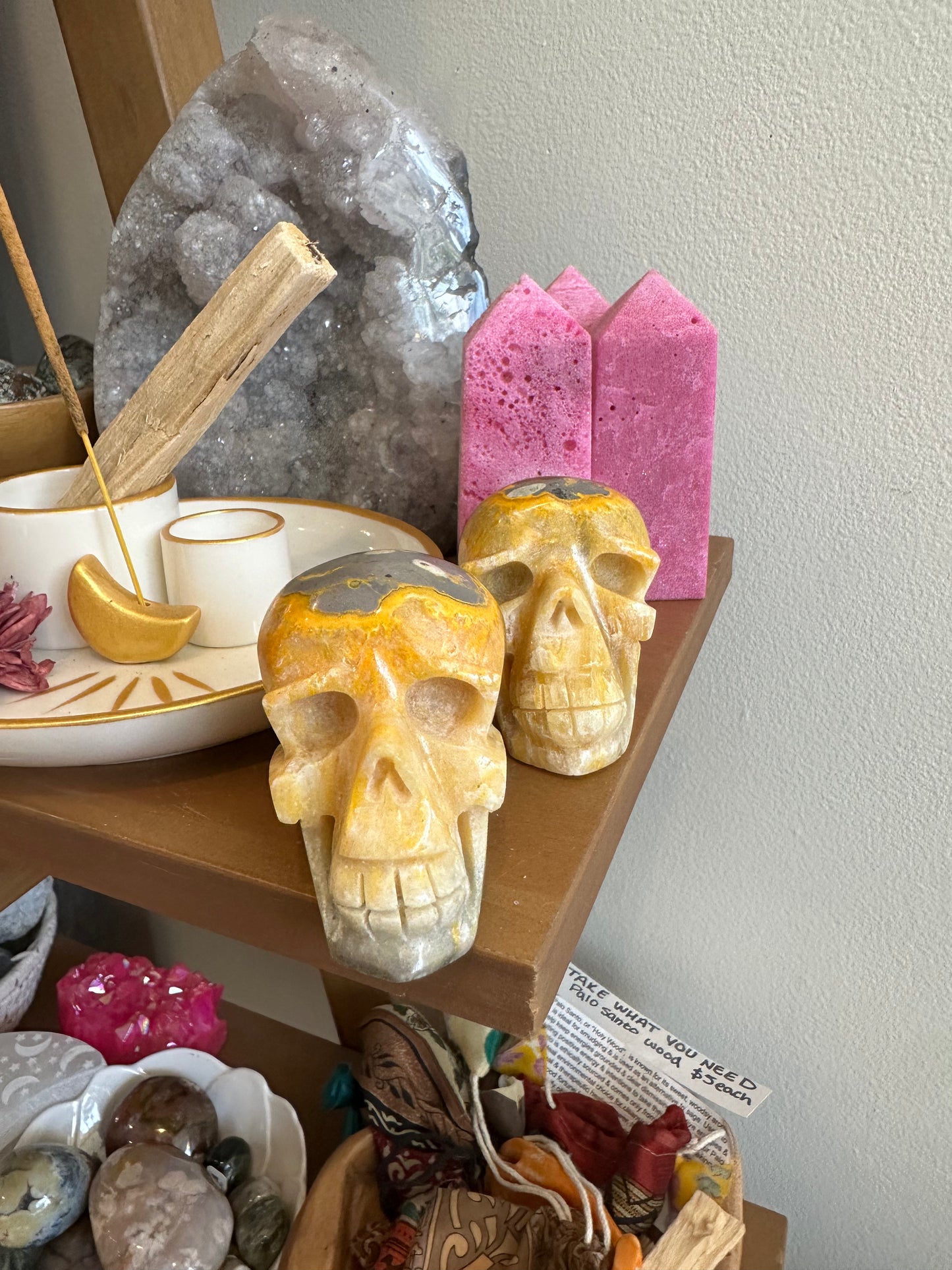 Bumble Bee Jasper Skull
