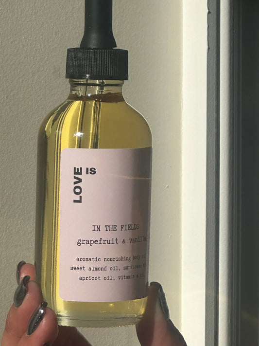 In The Fields Body Oil